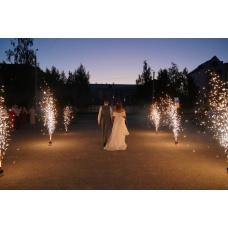 Свадебная дорожка 3 метра 60 секунд. Самое большое время работы! Холодные фонтаны в Югорске